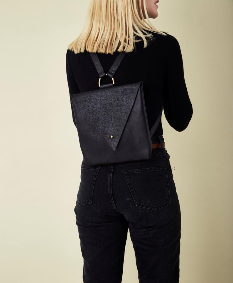 Leather Backpack - Drifter Midi in Black